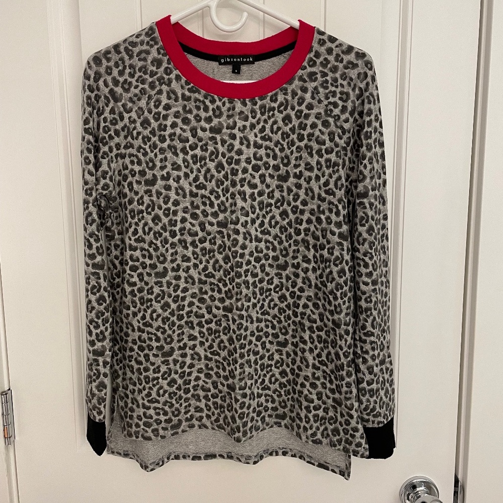 Gibsonlook Leopard Print Top, Size S - image 1